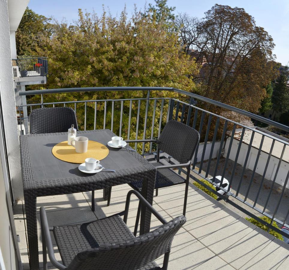 גיור Sunshine Apartman With Free Parking מראה חיצוני תמונה